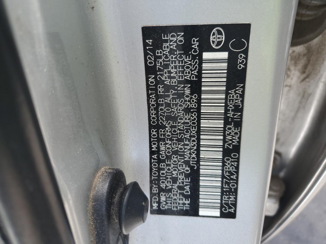 JTDKN3DUXE0361896 2014 Toyota Prius