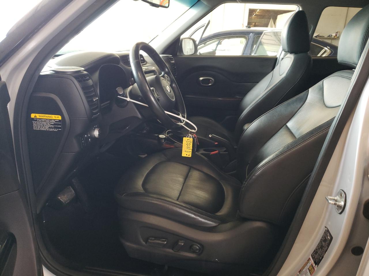 KNDJX3A59G7873128 2016 Kia Soul !