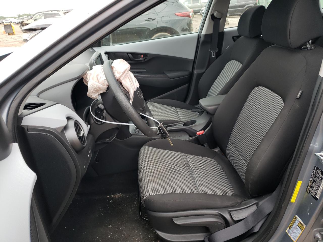 KM8K1CAA7KU262698 2019 Hyundai Kona Se