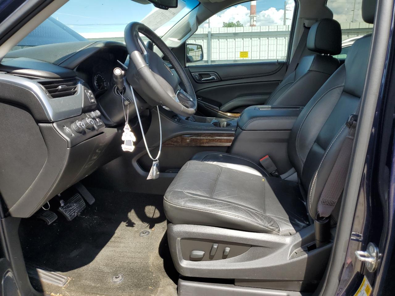 1GNSKBKC7HR344302 2017 Chevrolet Tahoe K1500 Lt