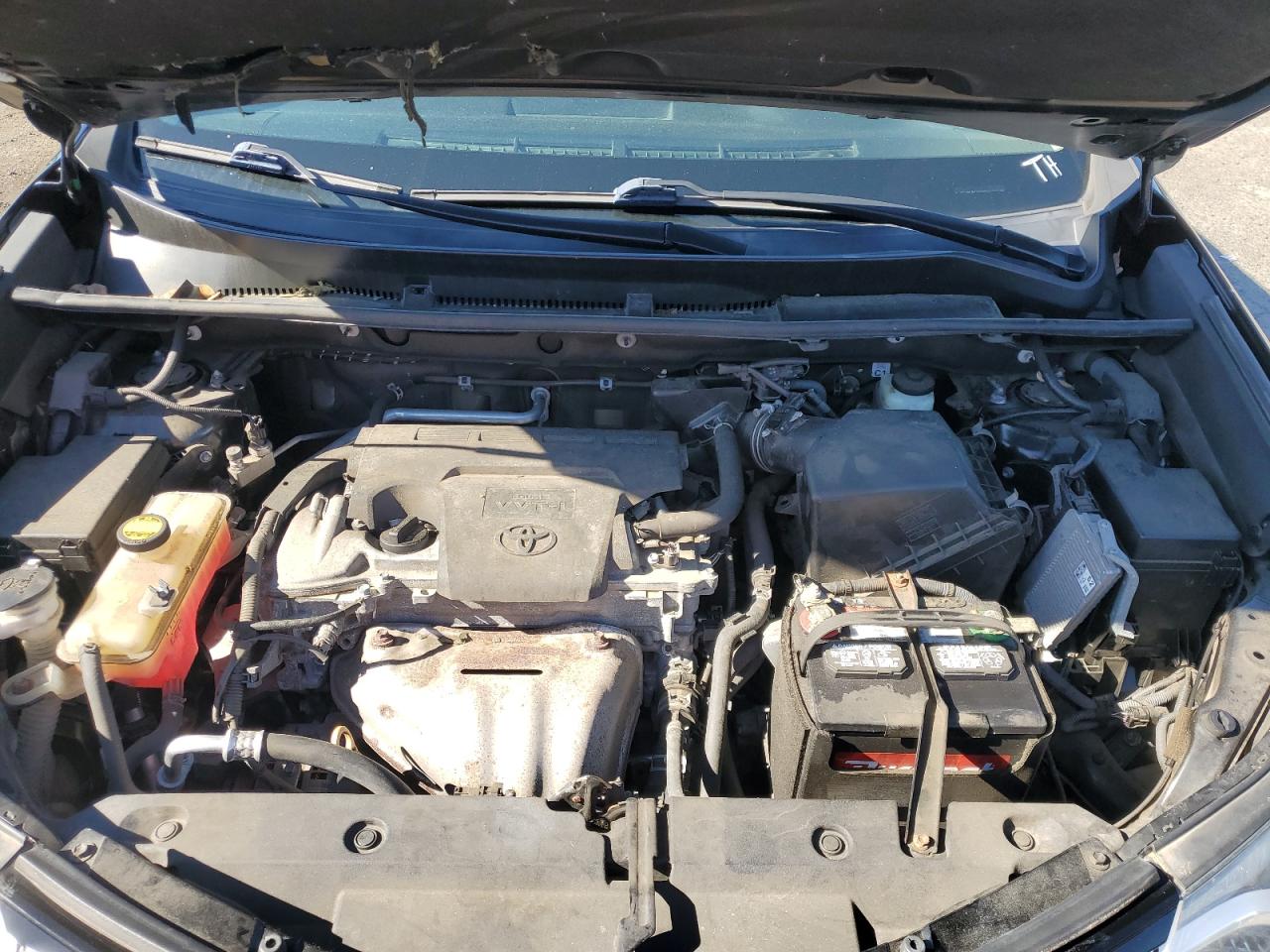 2T3BFREVXHW552449 2017 Toyota Rav4 Le