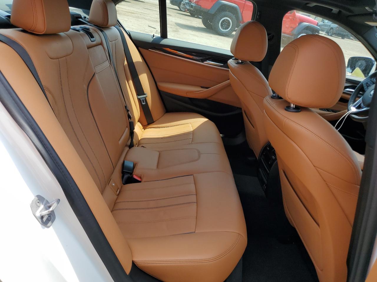 WBA13BJ09MWX01626 2021 BMW 530 Xi