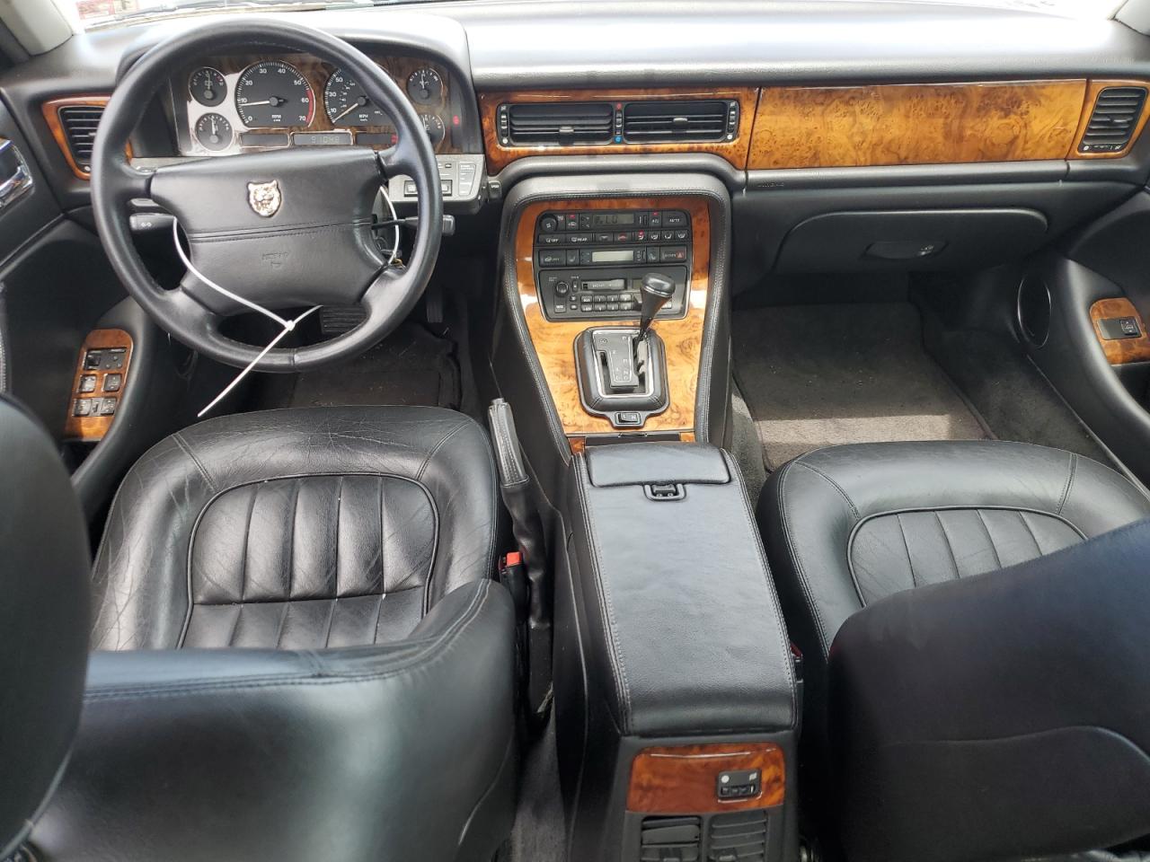 SAJHX1740TC755764 1996 Jaguar Xj6