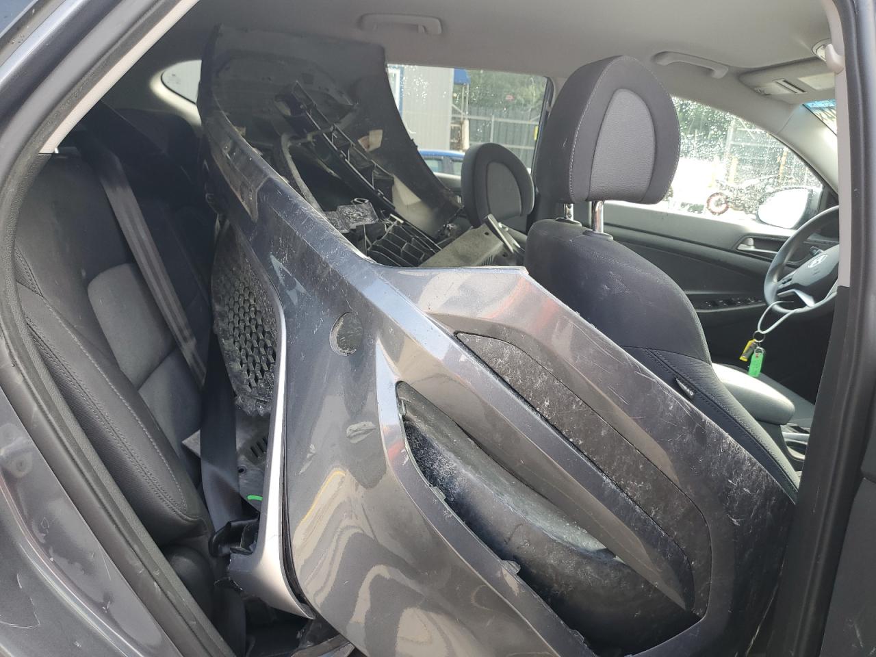 KM8J2CA41JU677890 2018 Hyundai Tucson Se