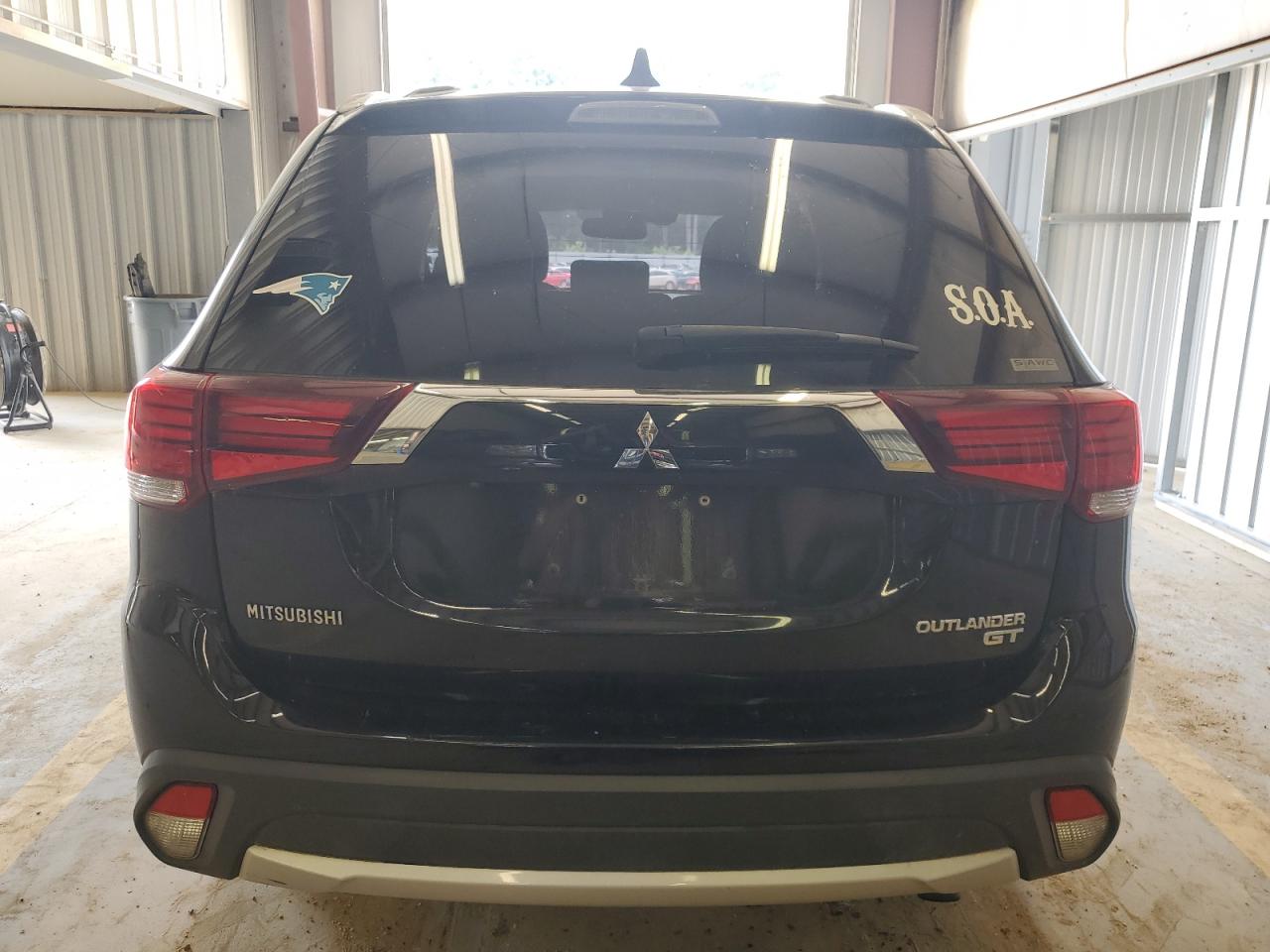 JA4JZ4AXXJJ005760 2018 Mitsubishi Outlander Gt