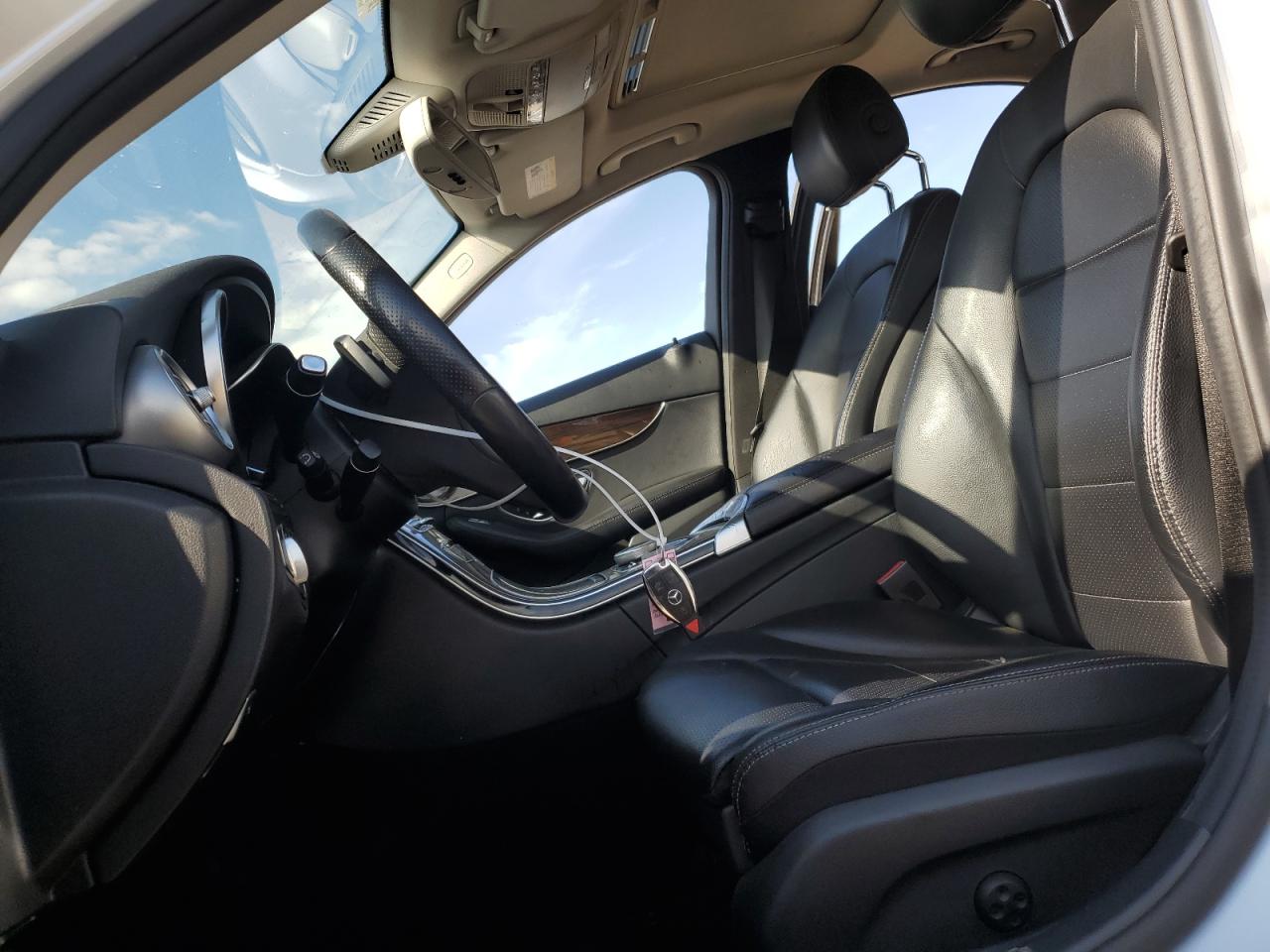 55SWF4KB7JU251257 2018 Mercedes-Benz C 300 4Matic