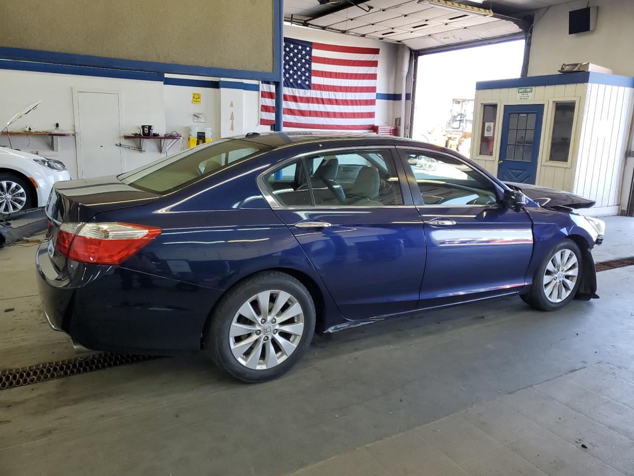 1HGCR2F81EA101563 2014 Honda Accord Exl