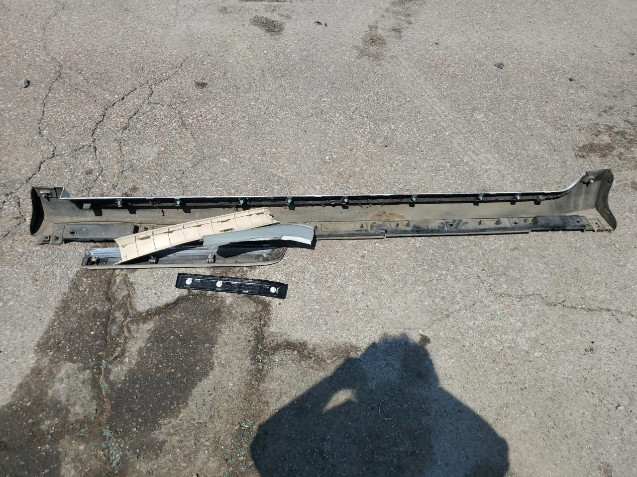 JTHBK1EG2B2431038 2011 Lexus Es 350