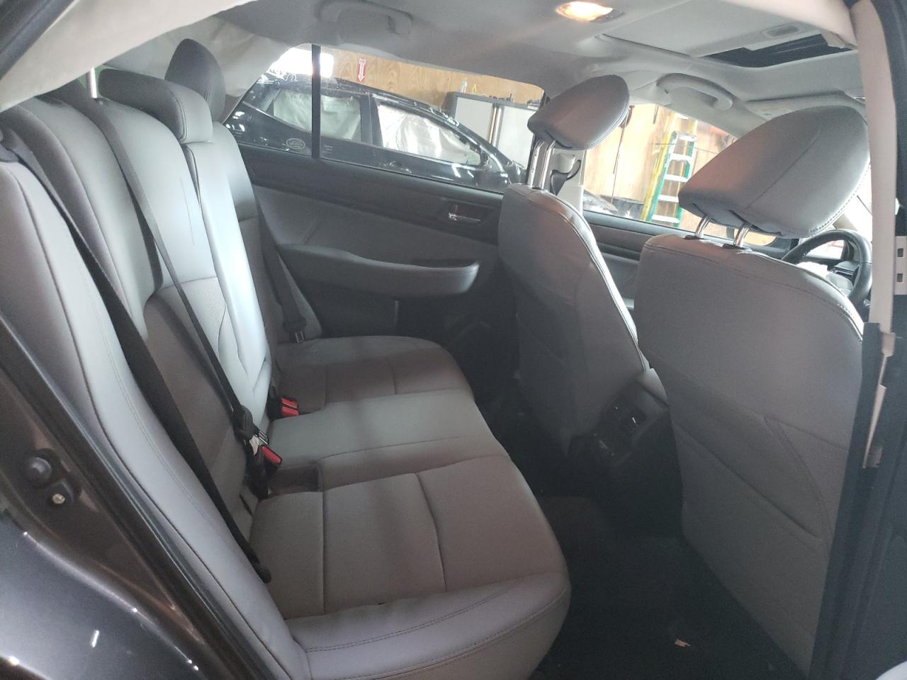 4S4BSANC8J3313384 2018 Subaru Outback 2.5I Limited