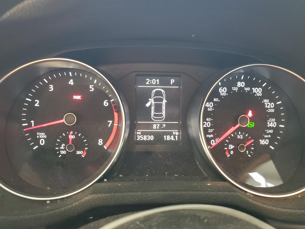 1VWAA7A36JC000827 2018 Volkswagen Passat S