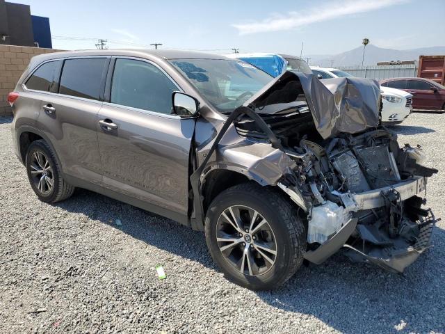 VIN 5TDZARFH8KS046231 2019 Toyota Highlander, LE no.4