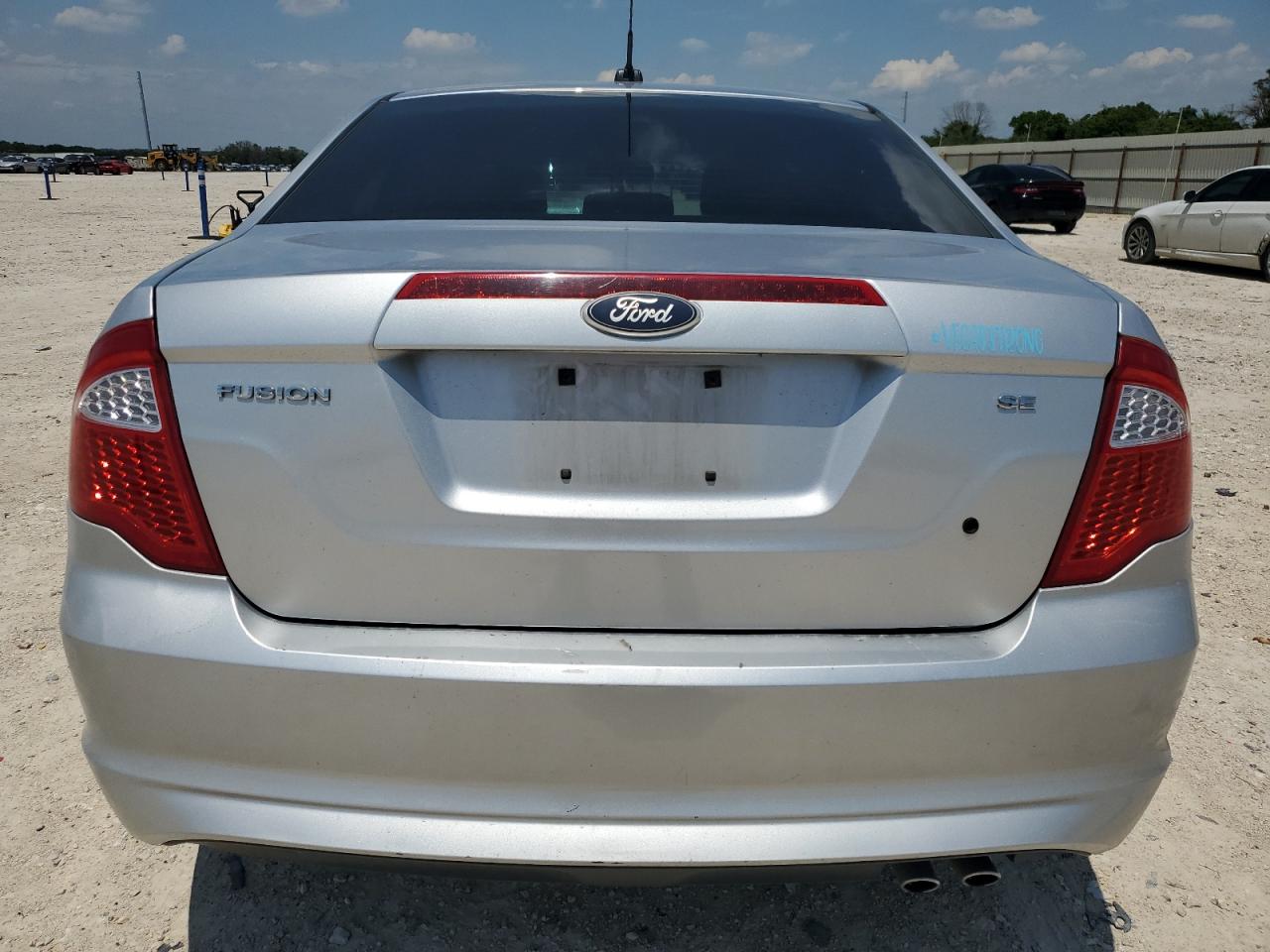 3FAHP0HA6BR274890 2011 Ford Fusion Se