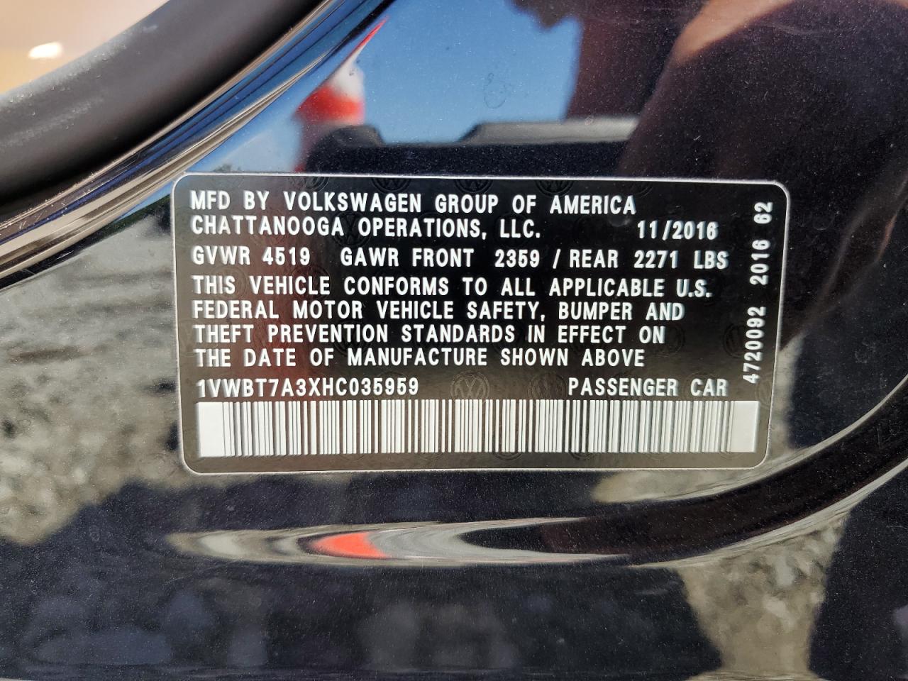 1VWBT7A3XHC035959 2017 Volkswagen Passat Se