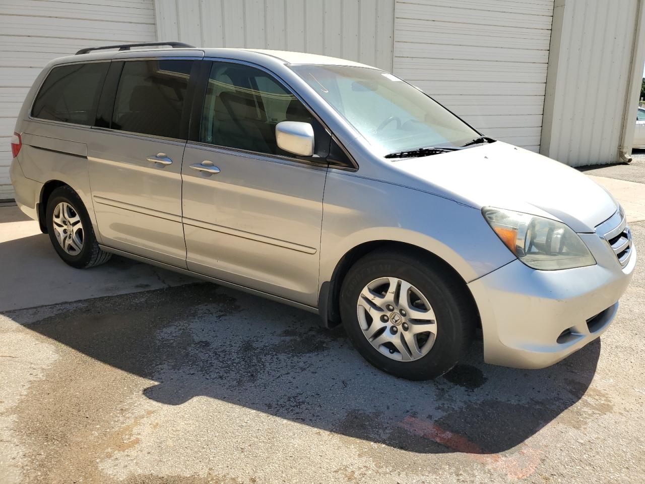 5FNRL384X5B405332 2005 Honda Odyssey Ex