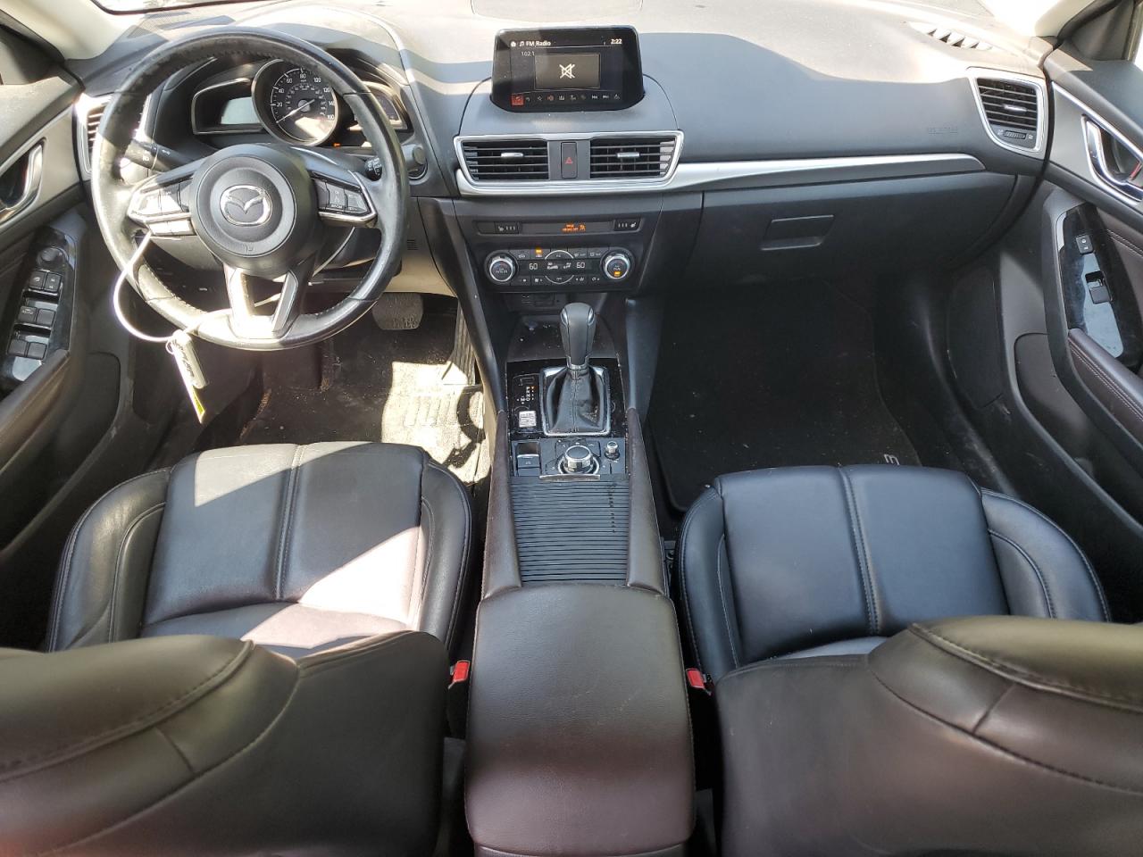 3MZBN1V36JM210505 2018 Mazda 3 Touring