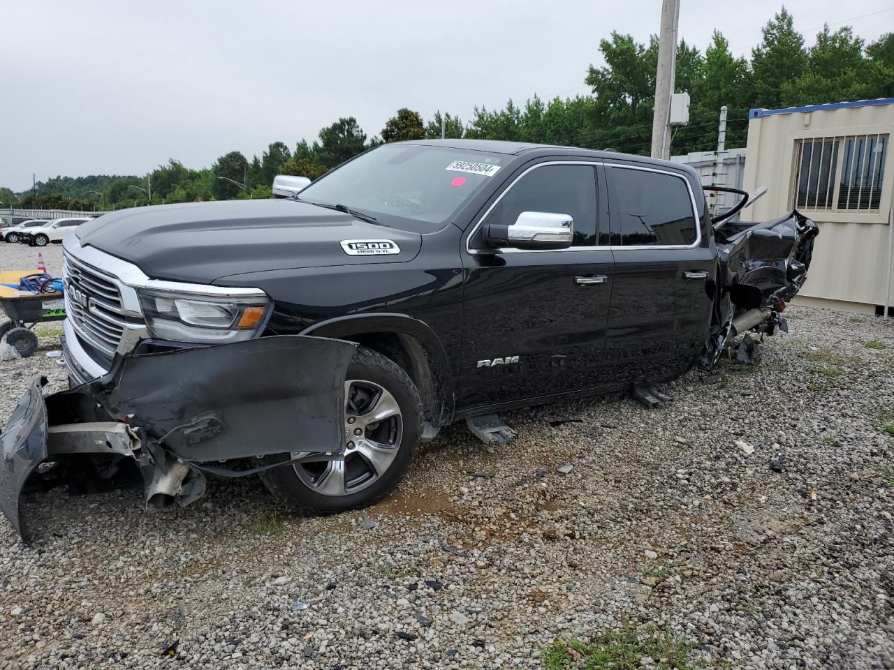 2019 Ram 1500 Laramie vin: 1C6RREJT7KN558105