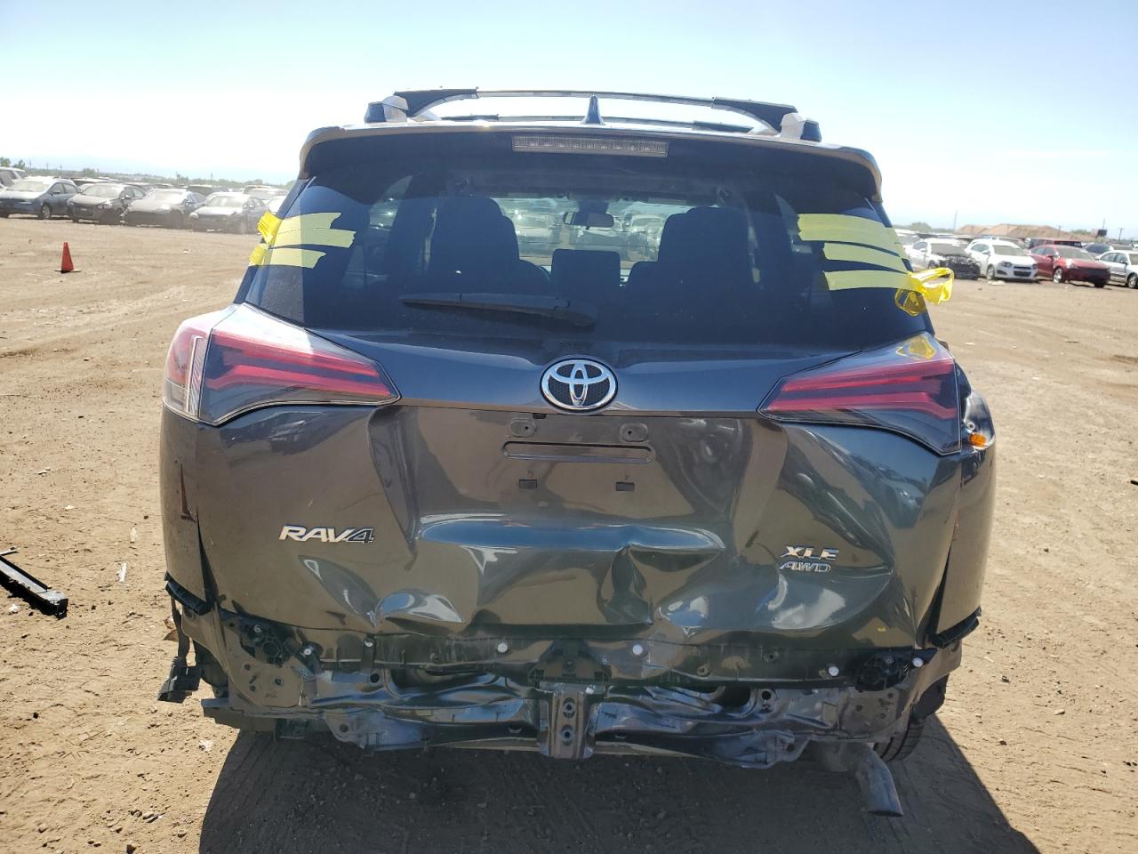 JTMRFREV3HD202723 2017 Toyota Rav4 Xle