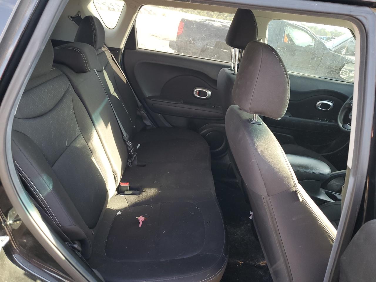 KNDJN2A27H7412369 2017 Kia Soul