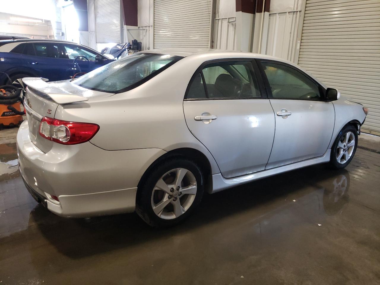 5YFBU4EE7CP073319 2012 Toyota Corolla Base