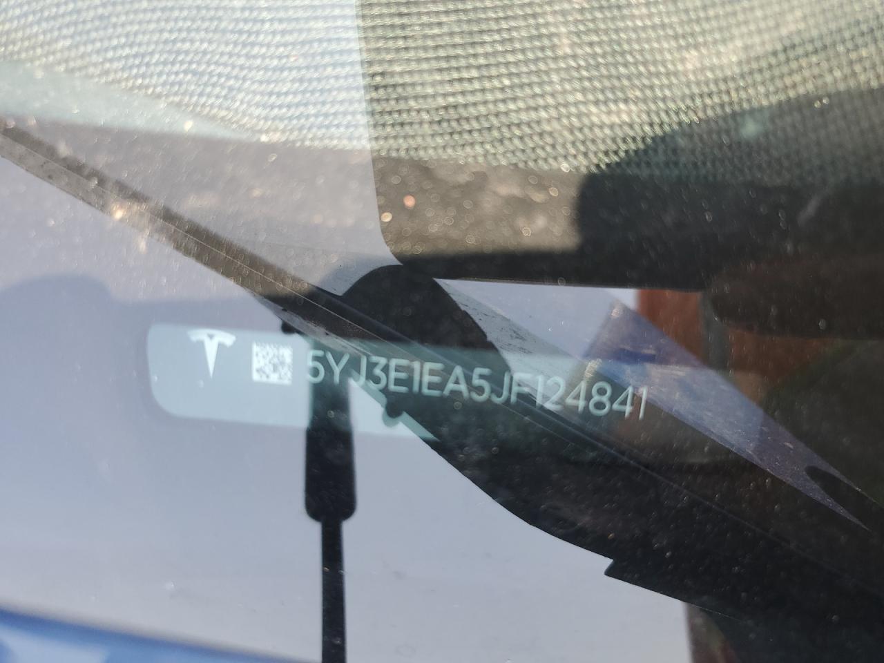 5YJ3E1EA5JF124841 2018 Tesla Model 3