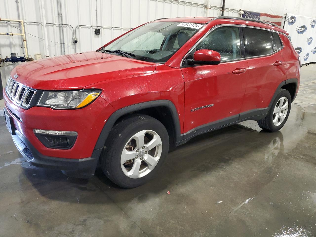 3C4NJDBBXJT185994 2018 Jeep Compass Latitude