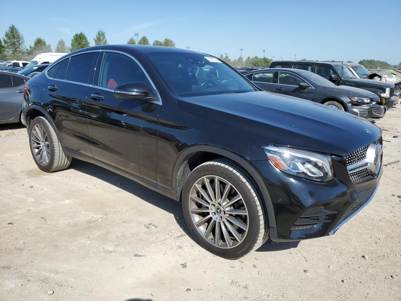 WDC0J4KB7KF555167 2019 Mercedes-Benz Glc Coupe 300 4Matic