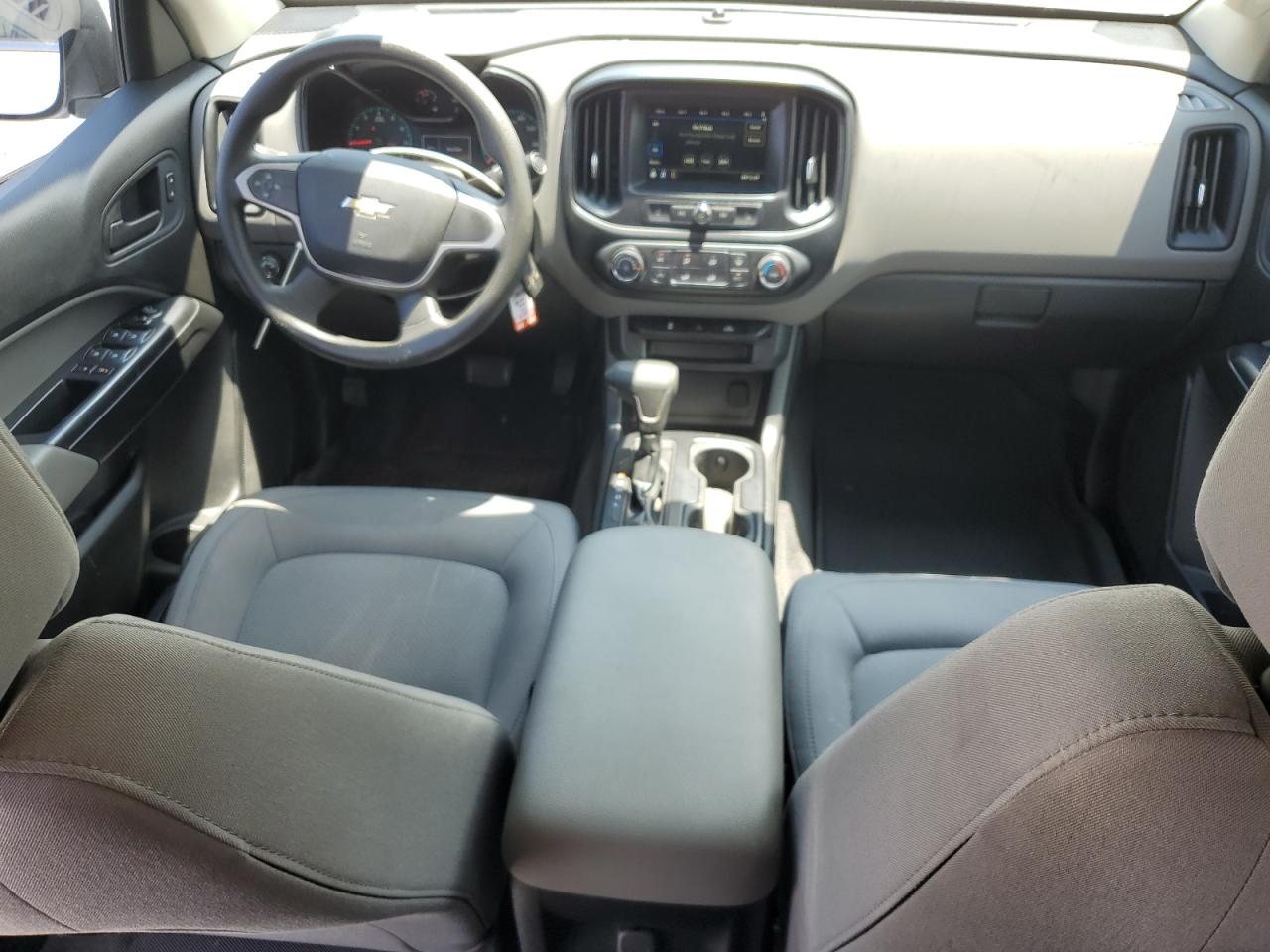 1GCGSBEAXK1195530 2019 Chevrolet Colorado