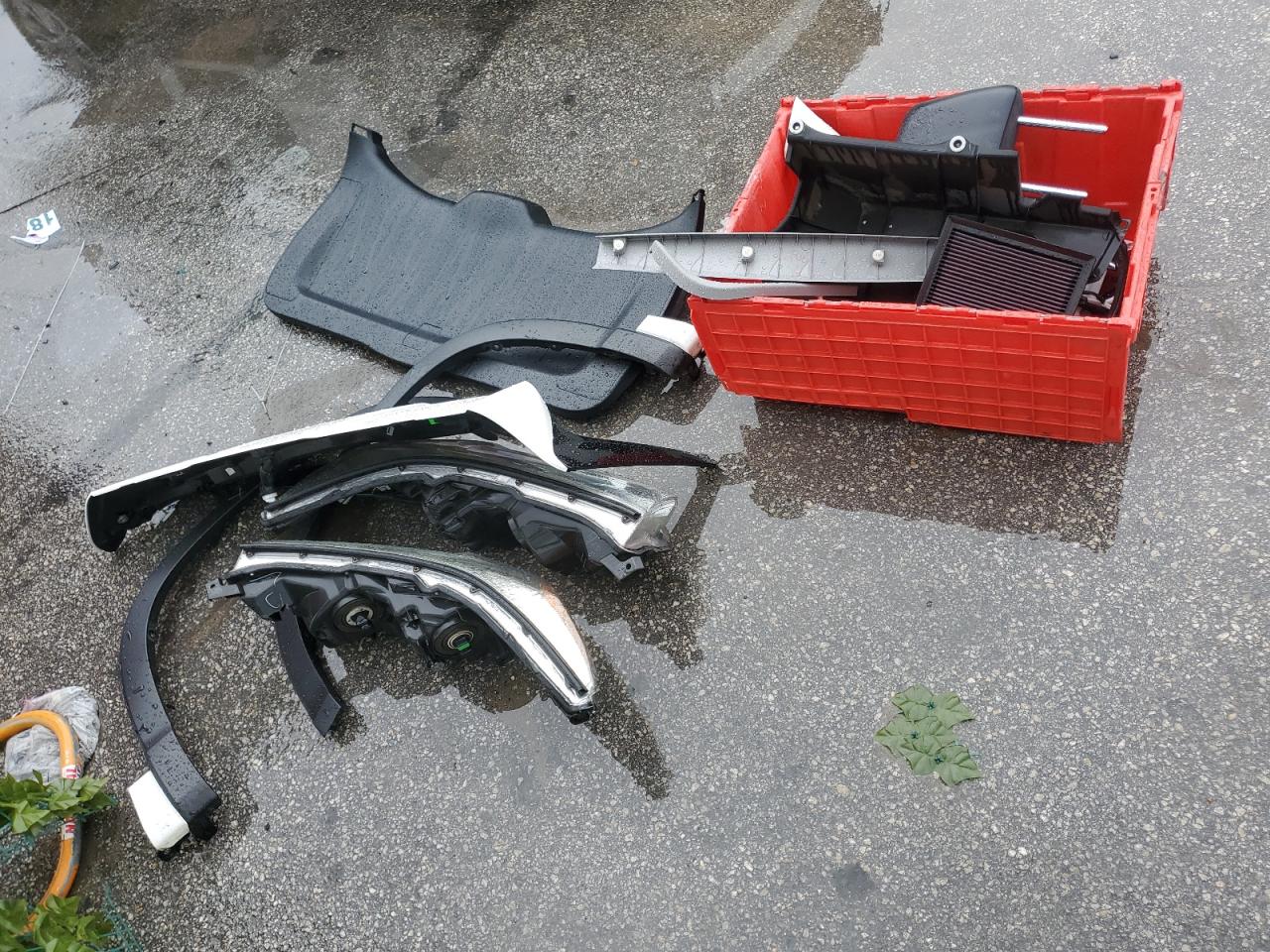 5TDZKRFH1FS089523 2015 Toyota Highlander Le