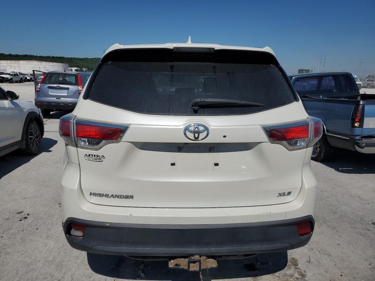 5TDKKRFH9ES022040 2014 Toyota Highlander Xle