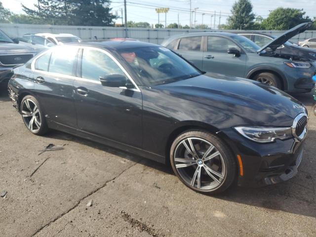 3MW5R7J05M8B88610 BMW 3 Series 330XI 4