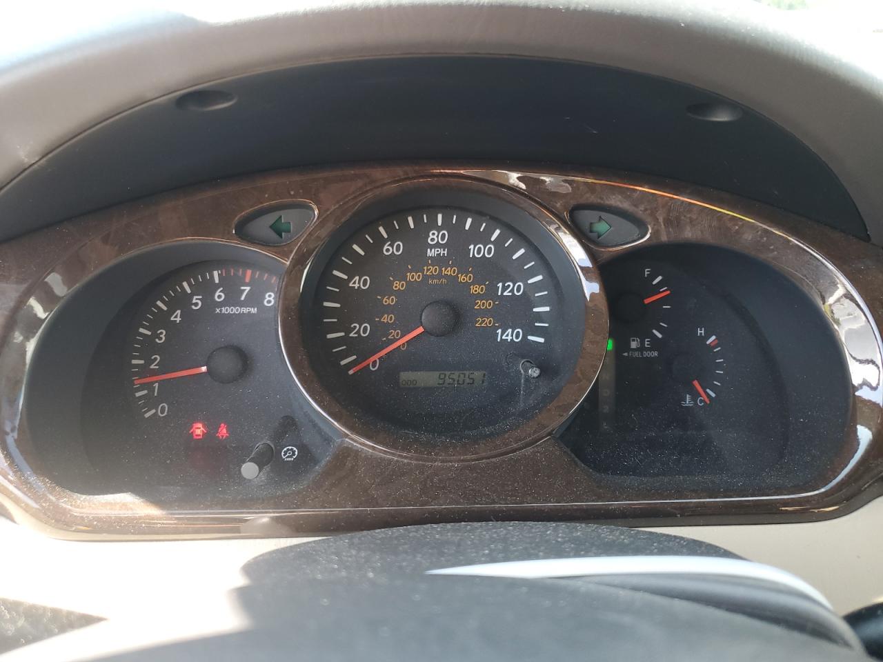 JTEHF21A930109352 2003 Toyota Highlander Limited