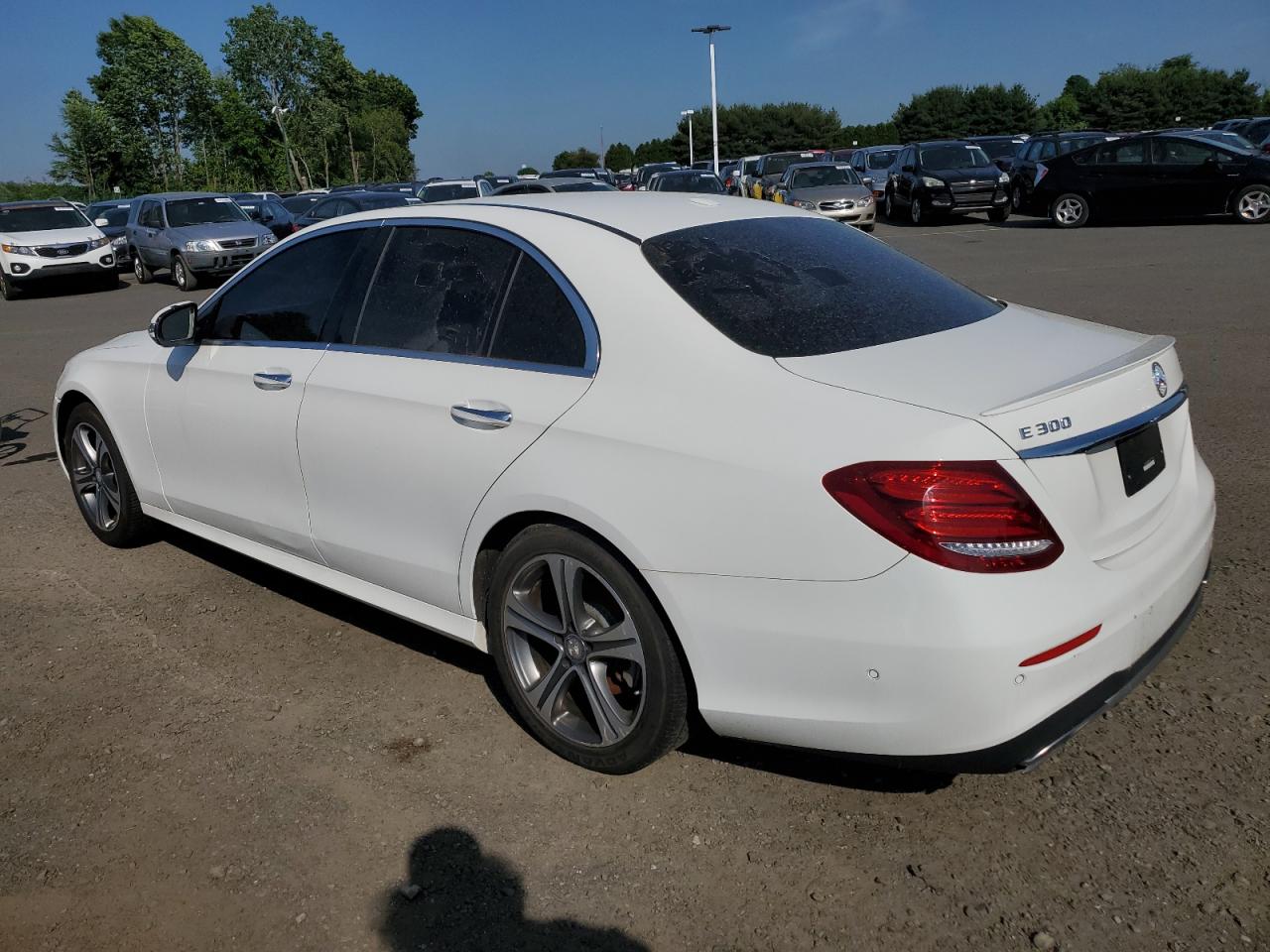 WDDZF4KB3HA137585 2017 Mercedes-Benz E 300 4Matic