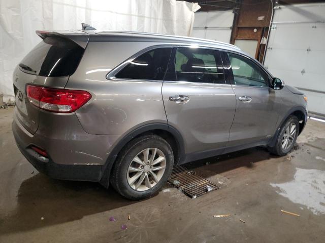 2016 KIA SORENTO LX - 5XYPGDA34GG001327
