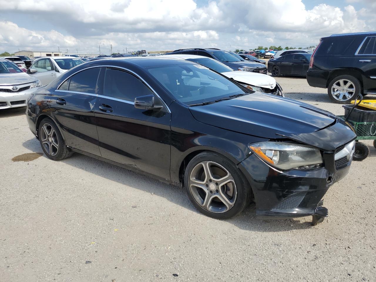 2014 Mercedes-Benz Cla 250 vin: WDDSJ4EB4EN057356