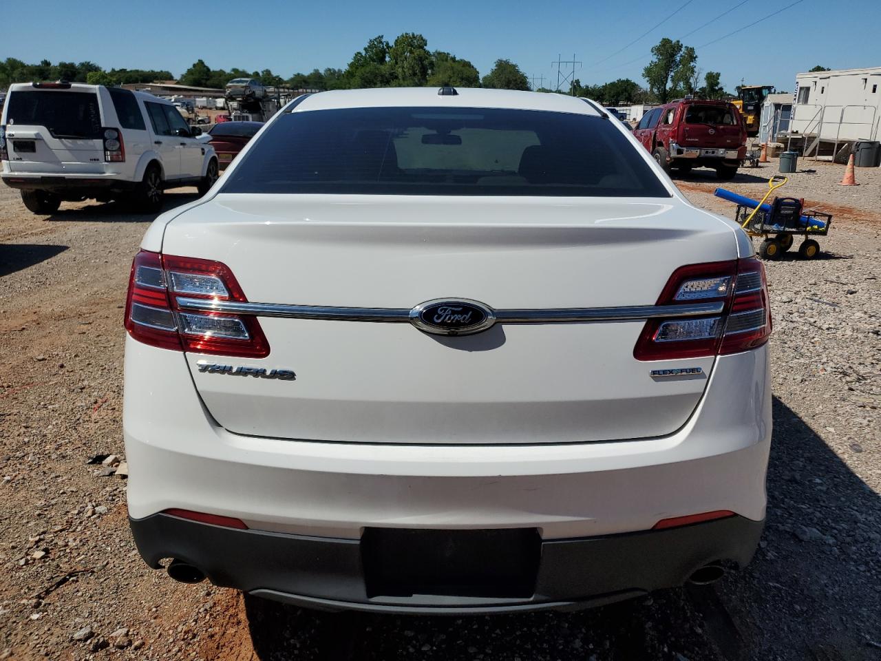 2015 Ford Taurus Se vin: 1FAHP2D80FG130473