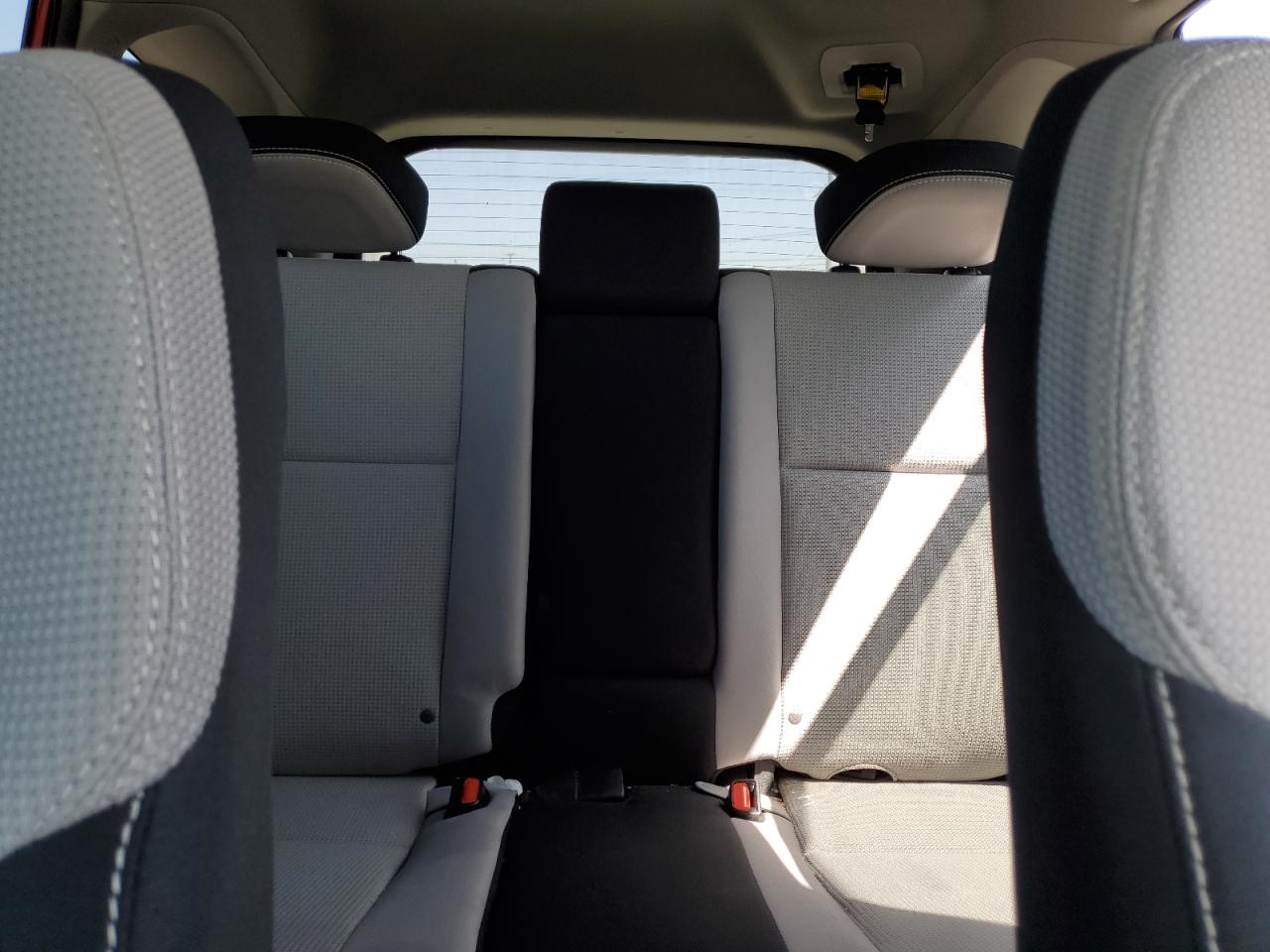 2T3WFREV3HW325203 2017 Toyota Rav4 Xle