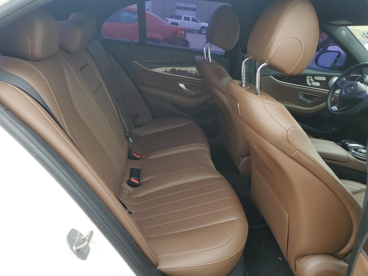 WDDZF4JB5JA334460 2018 Mercedes-Benz E 300