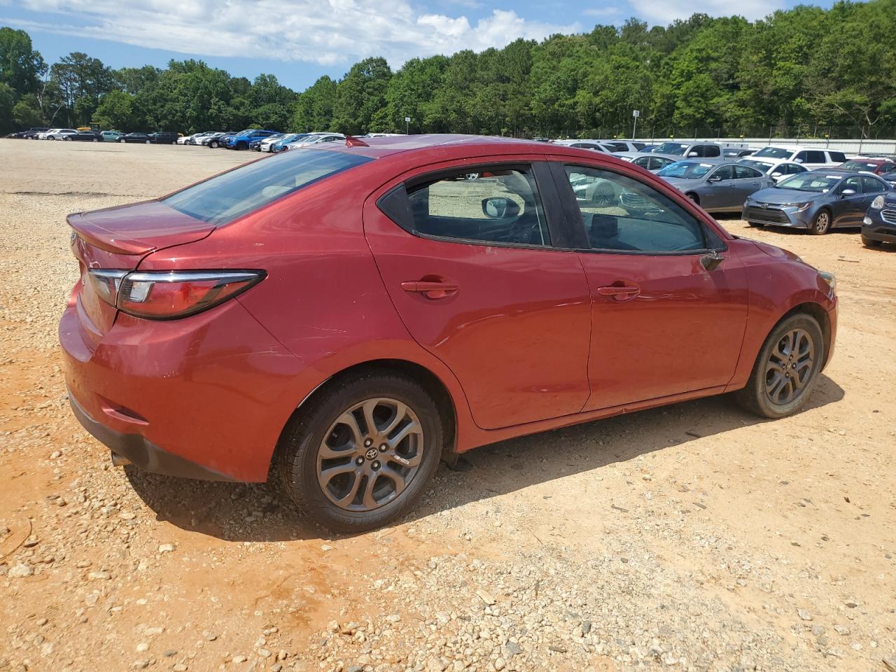 3MYDLBYV3KY520966 2019 Toyota Yaris L