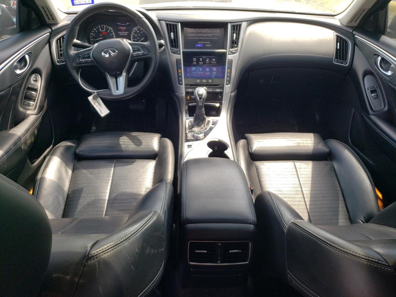 JN1EV7AR0JM434851 2018 Infiniti Q50 Luxe