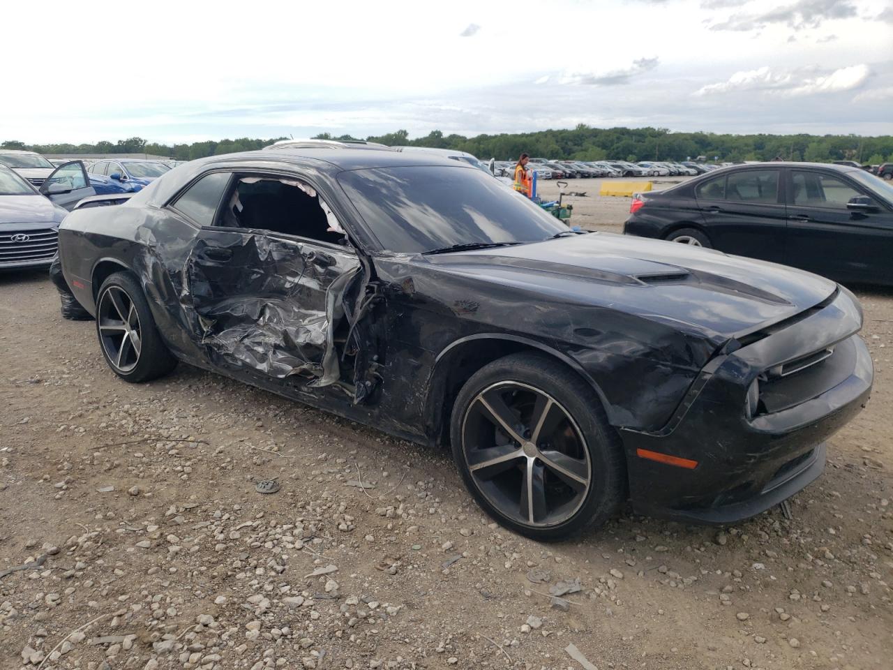 2016 Dodge Challenger Sxt vin: 2C3CDZAG9GH145453