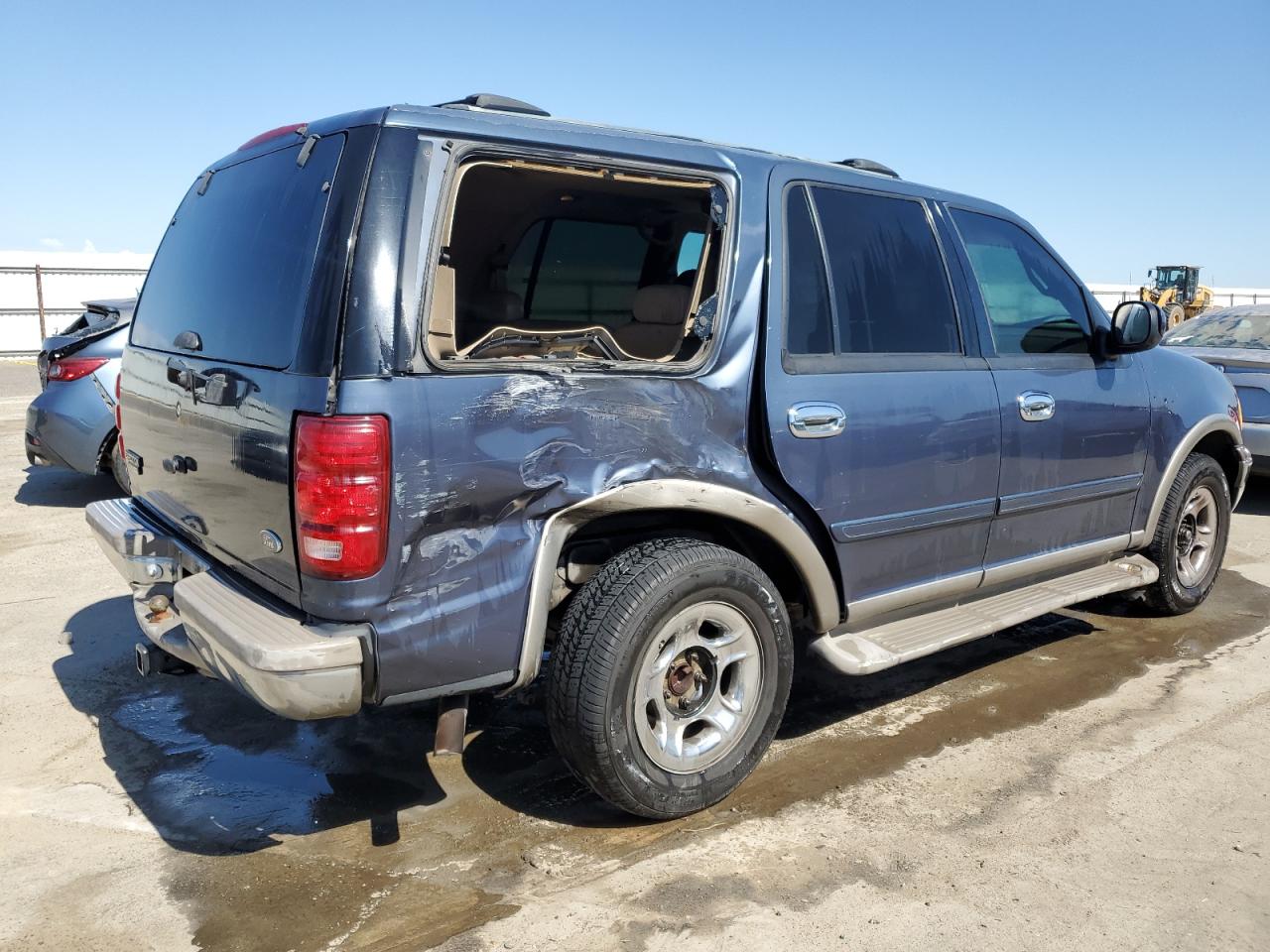 1FMRU17L72LA99754 2002 Ford Expedition Eddie Bauer