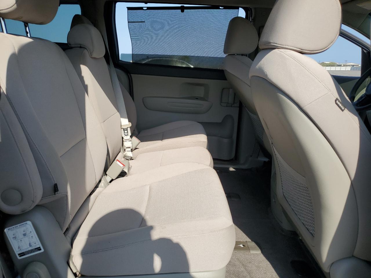 KNDMB5C16F6070850 2015 Kia Sedona Lx