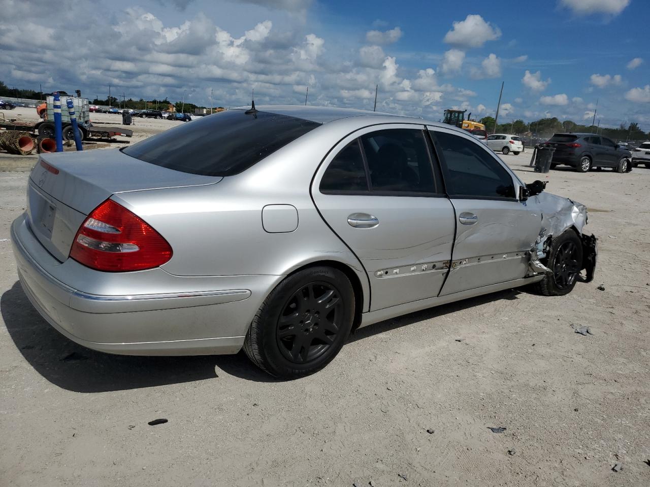 WDBUF56J76A763096 2006 Mercedes-Benz E 350