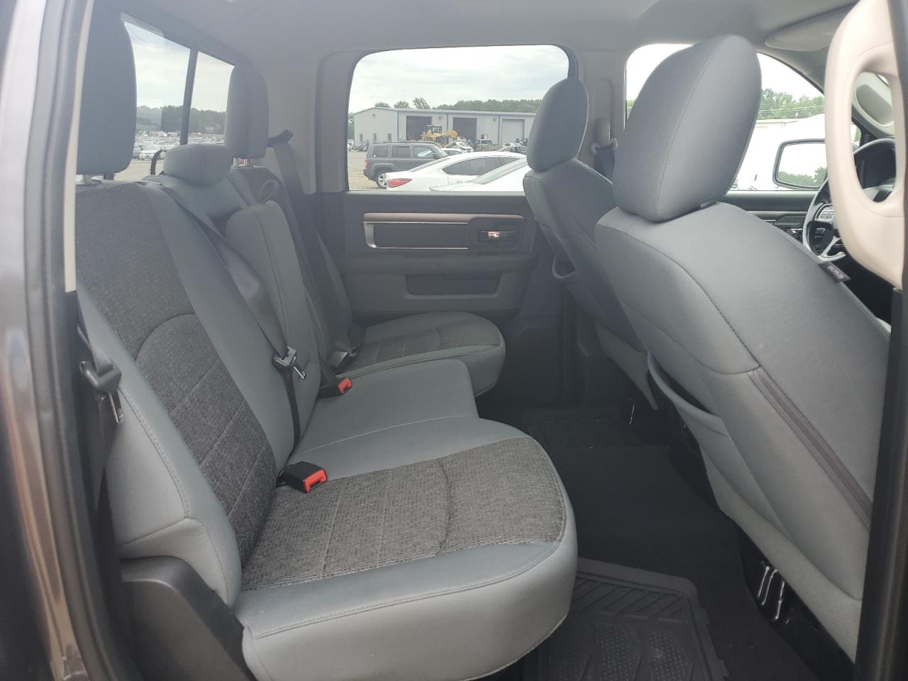 1C6RR6LG8GS421706 2016 Ram 1500 Slt