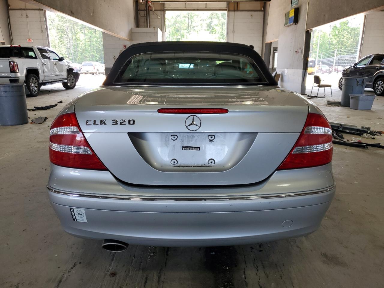 WDBTK65G85T049788 2005 Mercedes-Benz Clk 320