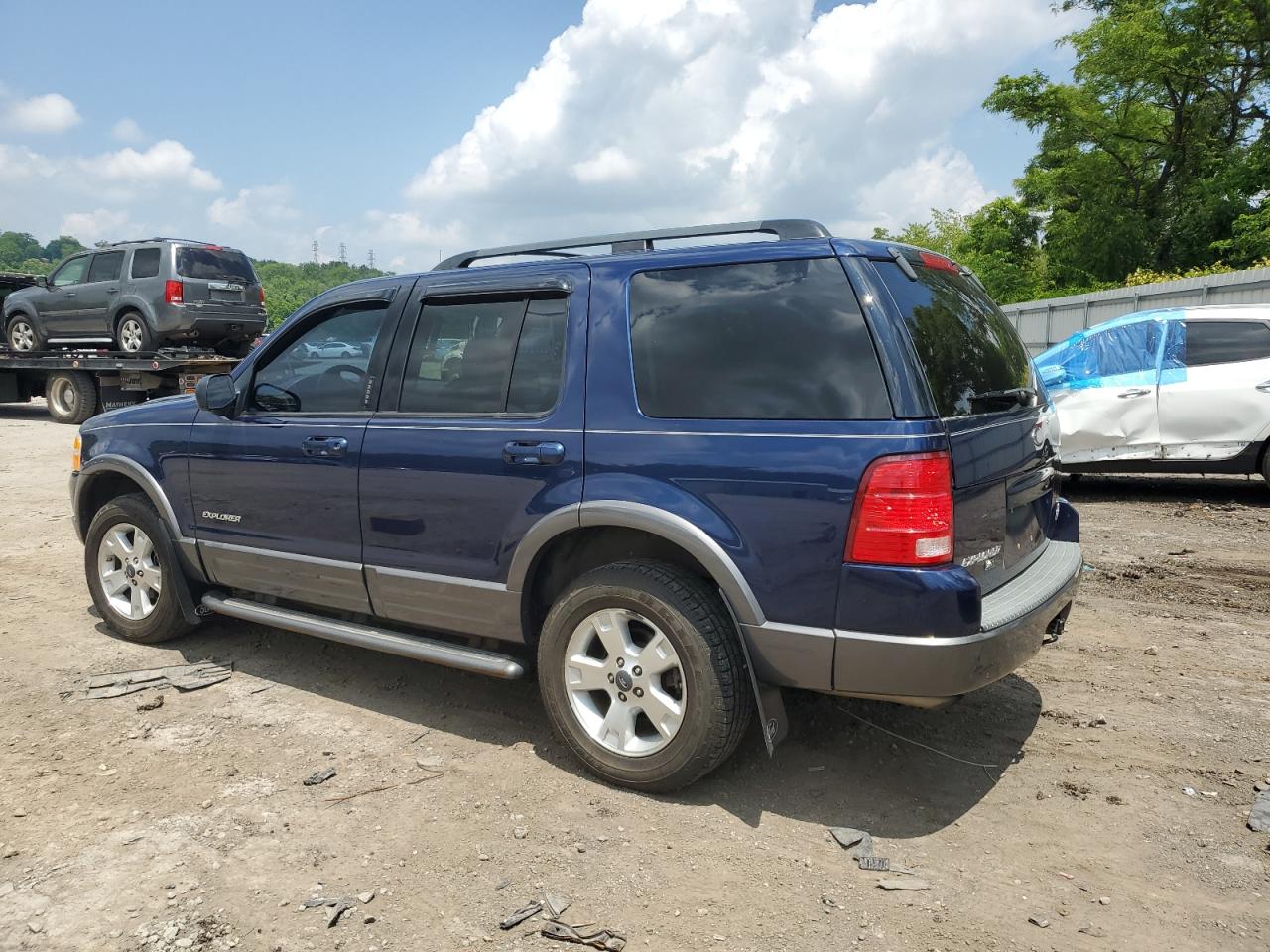 1FMZU73W14UB57812 2004 Ford Explorer Xlt