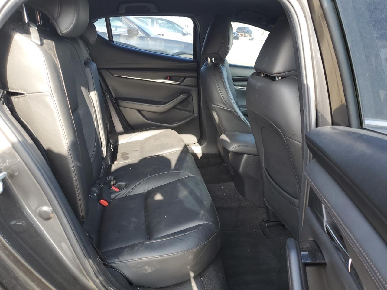 JM1BPAMM1L1168932 2020 Mazda 3 Preferred