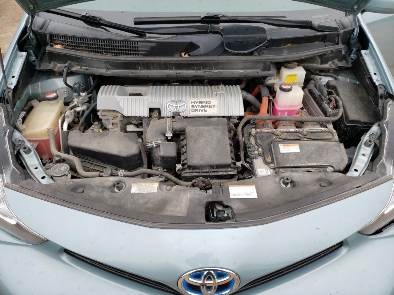 JTDZN3EU2GJ043877 2016 Toyota Prius V