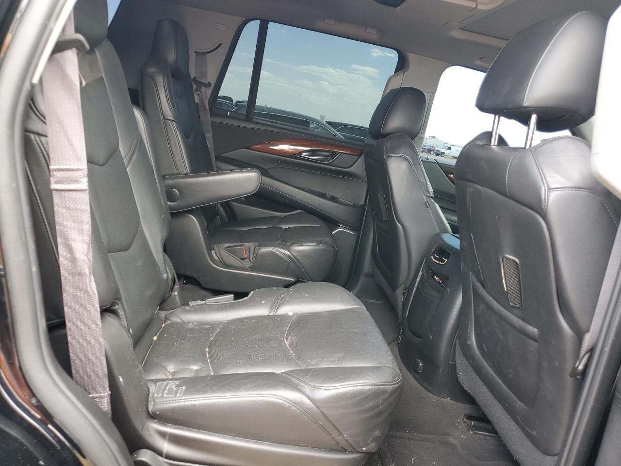 1GYS3BKJ1FR297506 2015 Cadillac Escalade Luxury