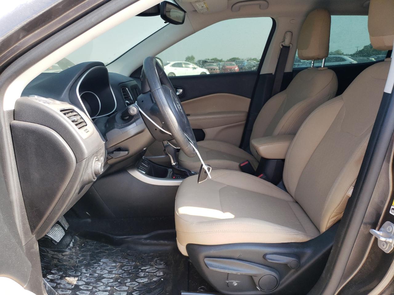 3C4NJCAB4KT792695 2019 Jeep Compass Sport